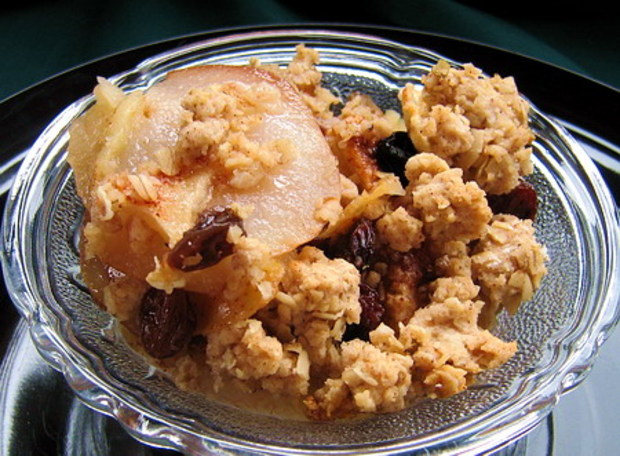 apple and pear crumble recipe - food apple and pear crumble recipe - food