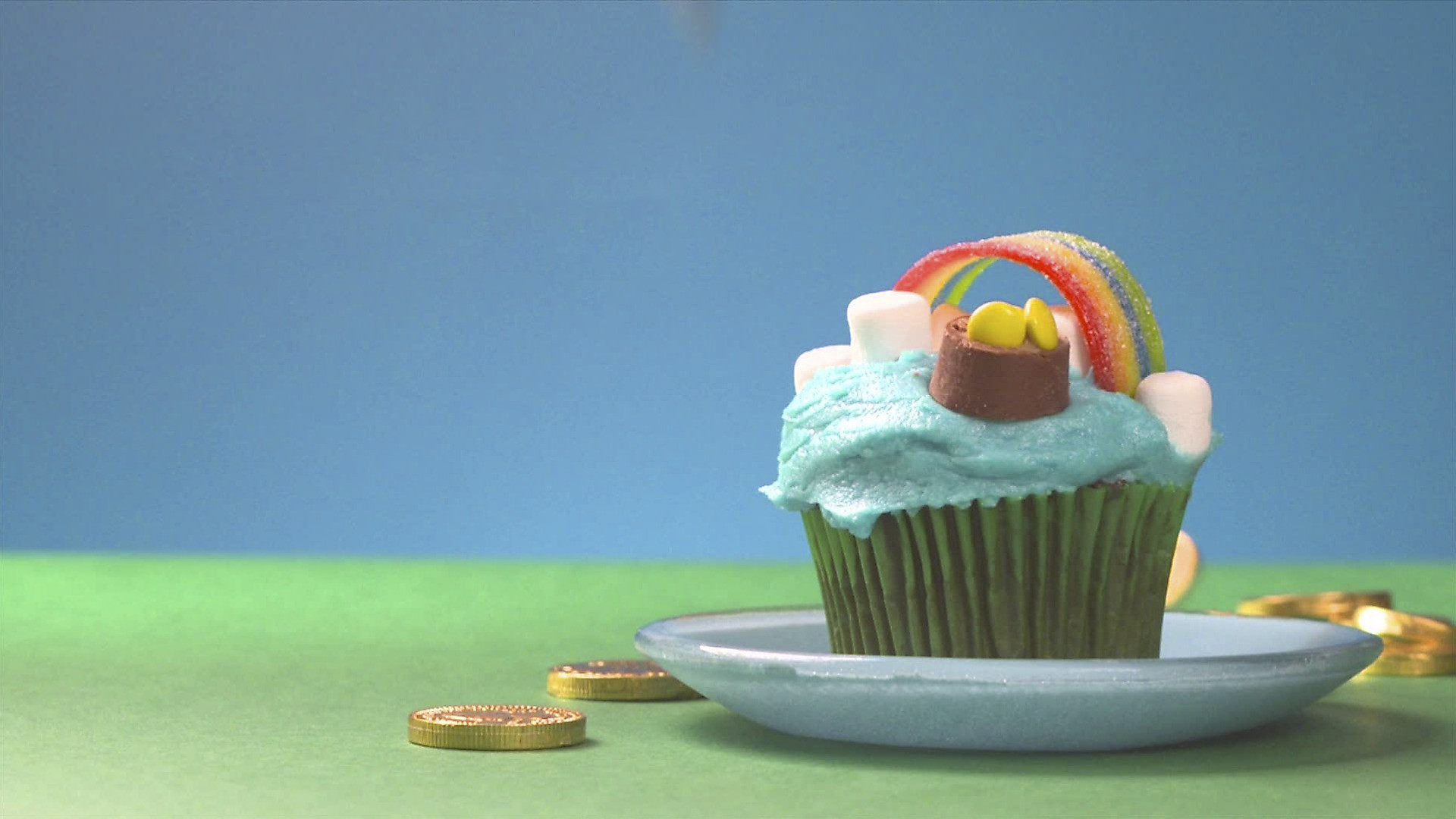 Lucky Rainbow Cupcake