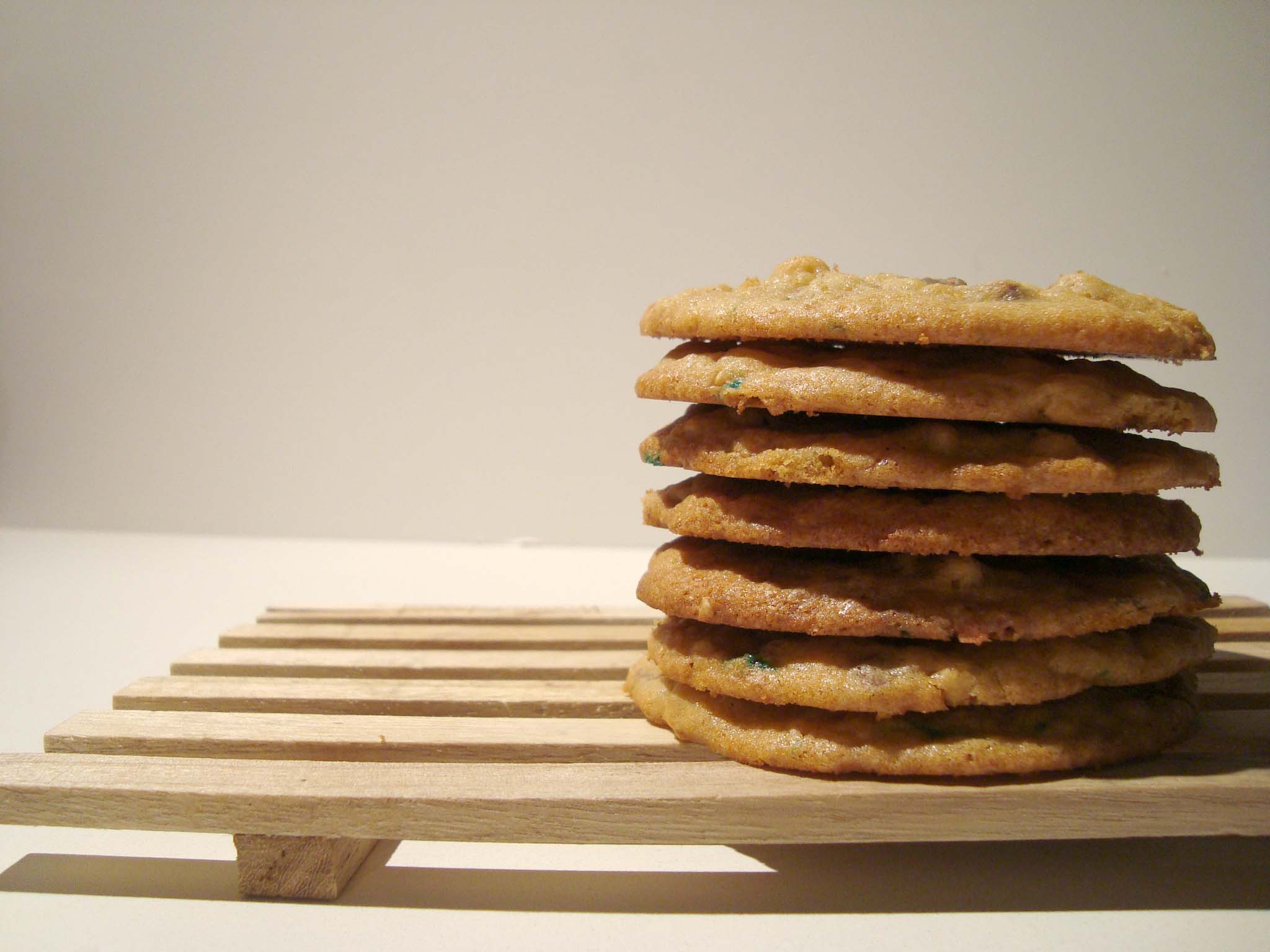 Crispy Chewy Chocolate Chip Cookies