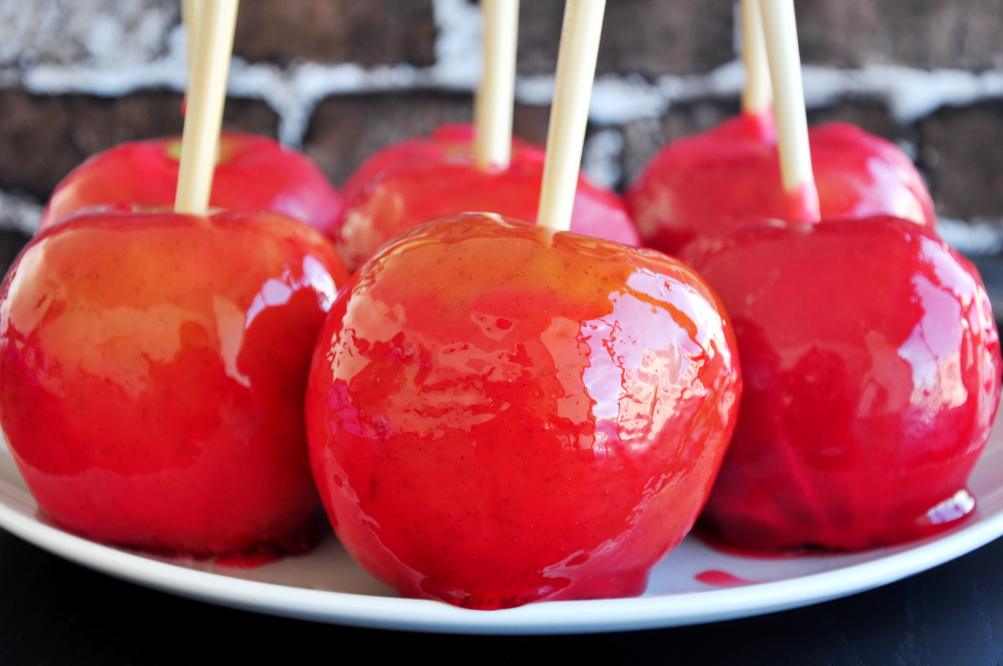 Halloween Candy Apples