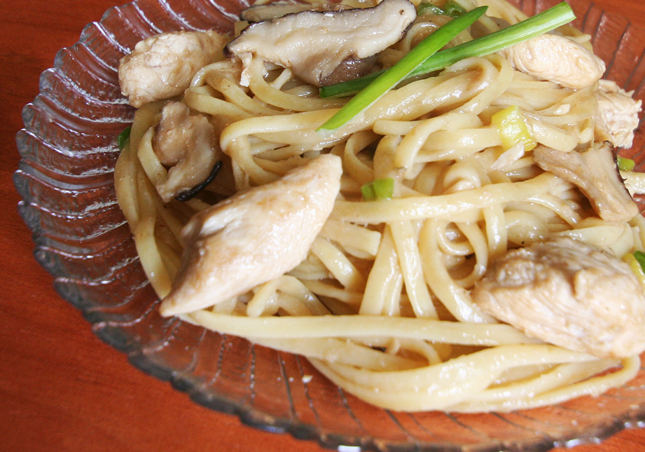 Mean Chinese Chicken Lo Mein
