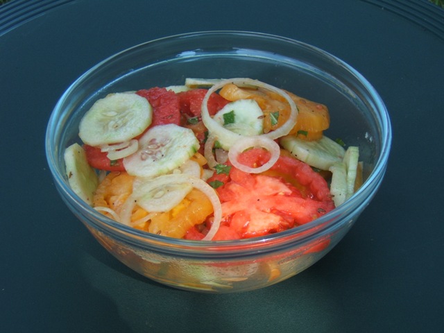 Kachoomber {Refreshing Tomato Salad}