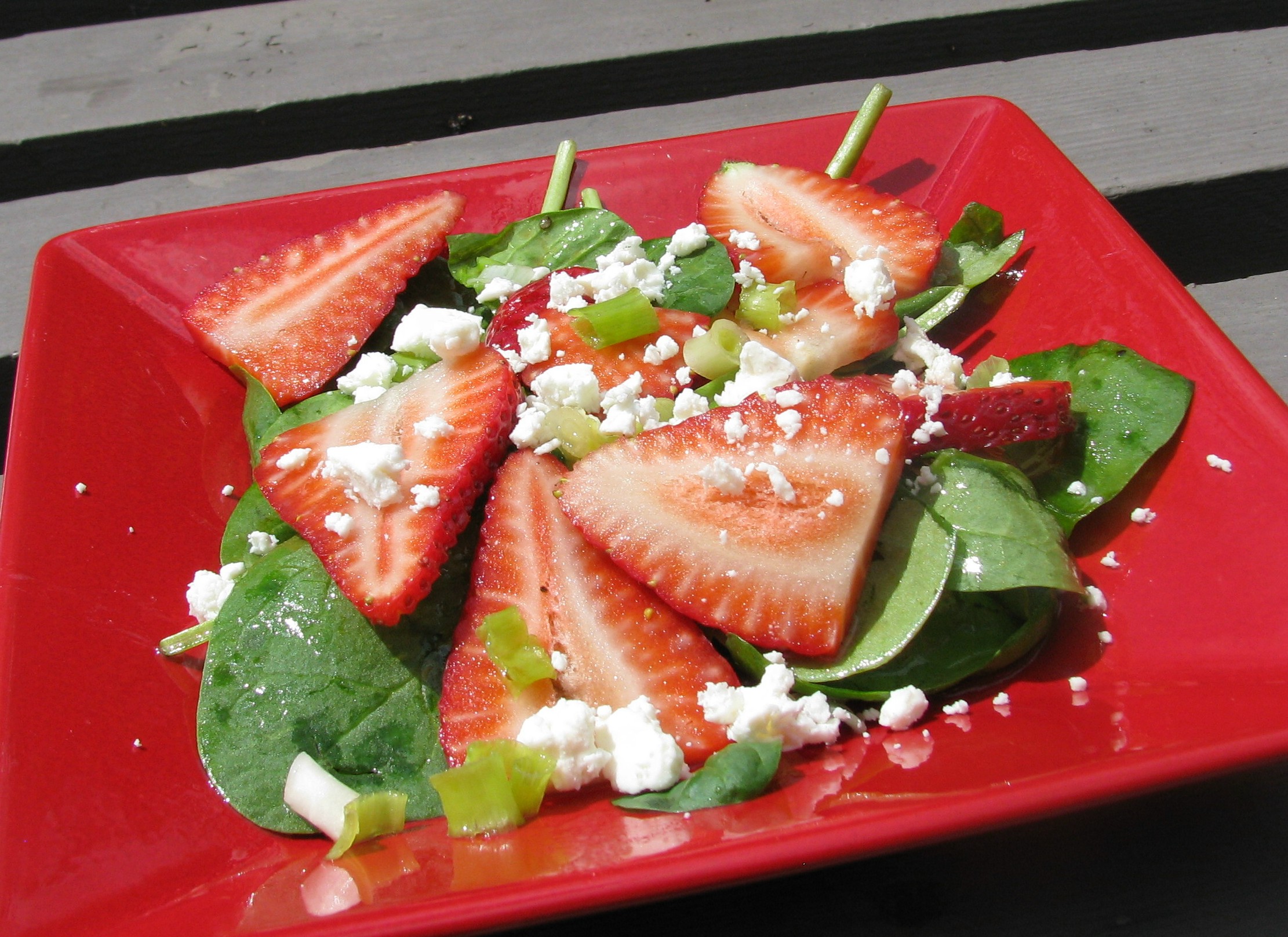 Spinach Salad With Strawberries And Feta Cheese
