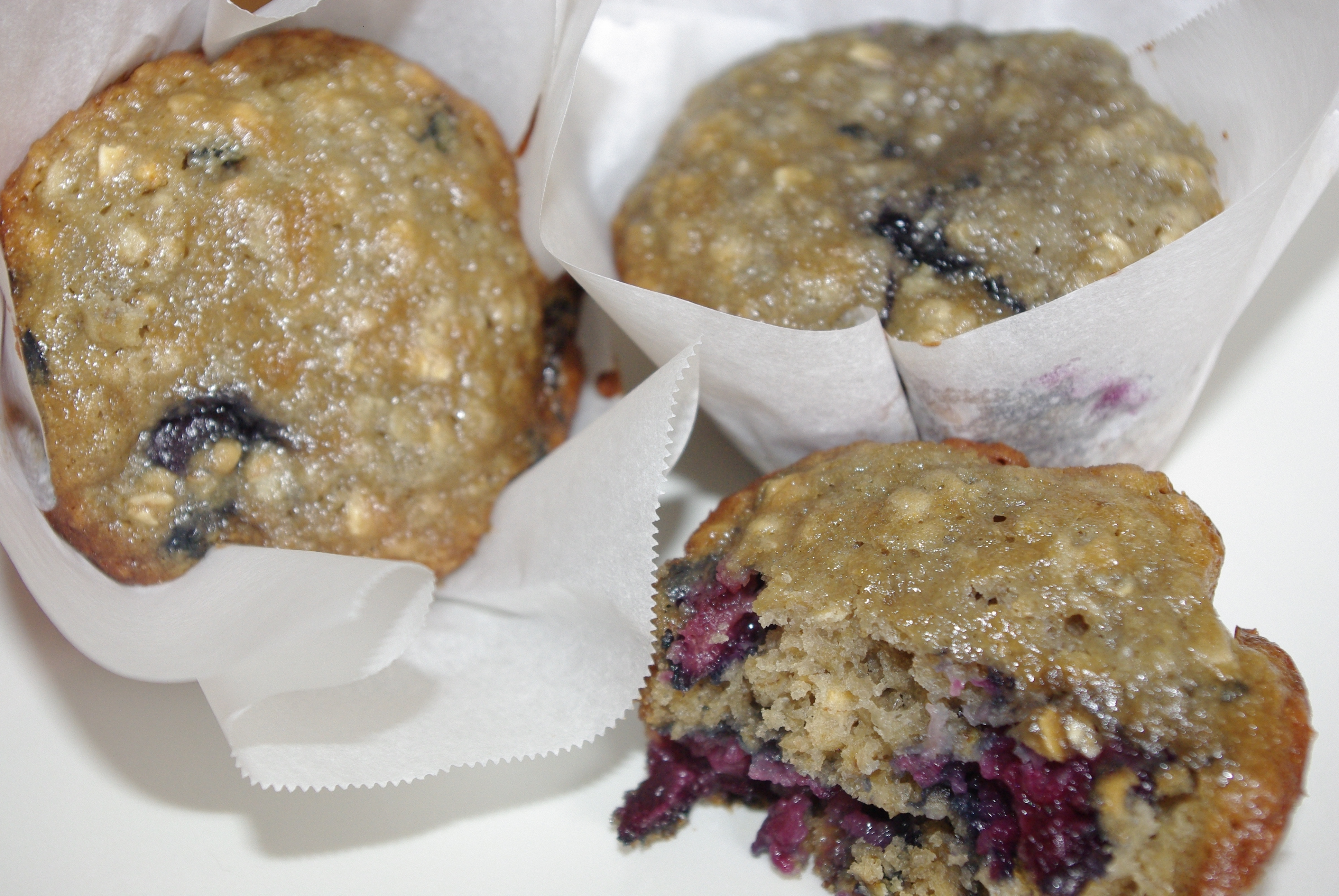 Cherry-Oatmeal Muffins