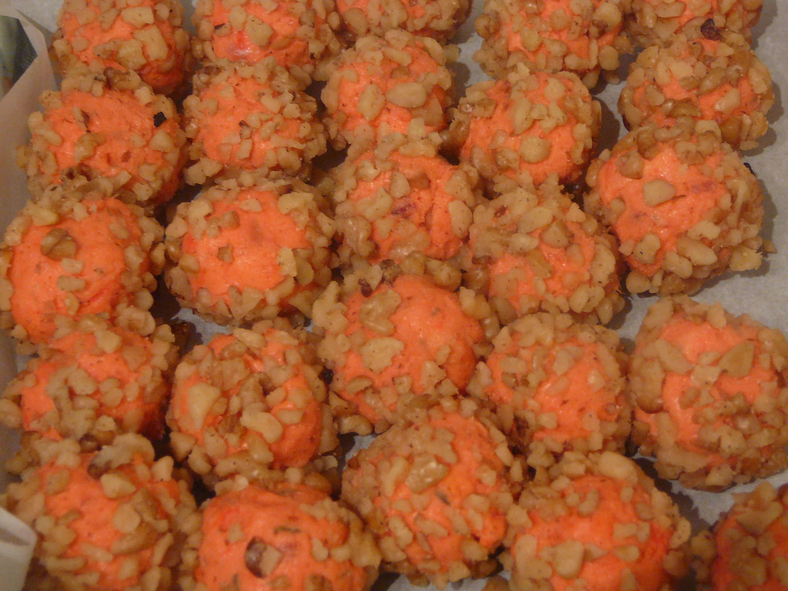 Make-Ahead Mini Cheese-Bacon Balls