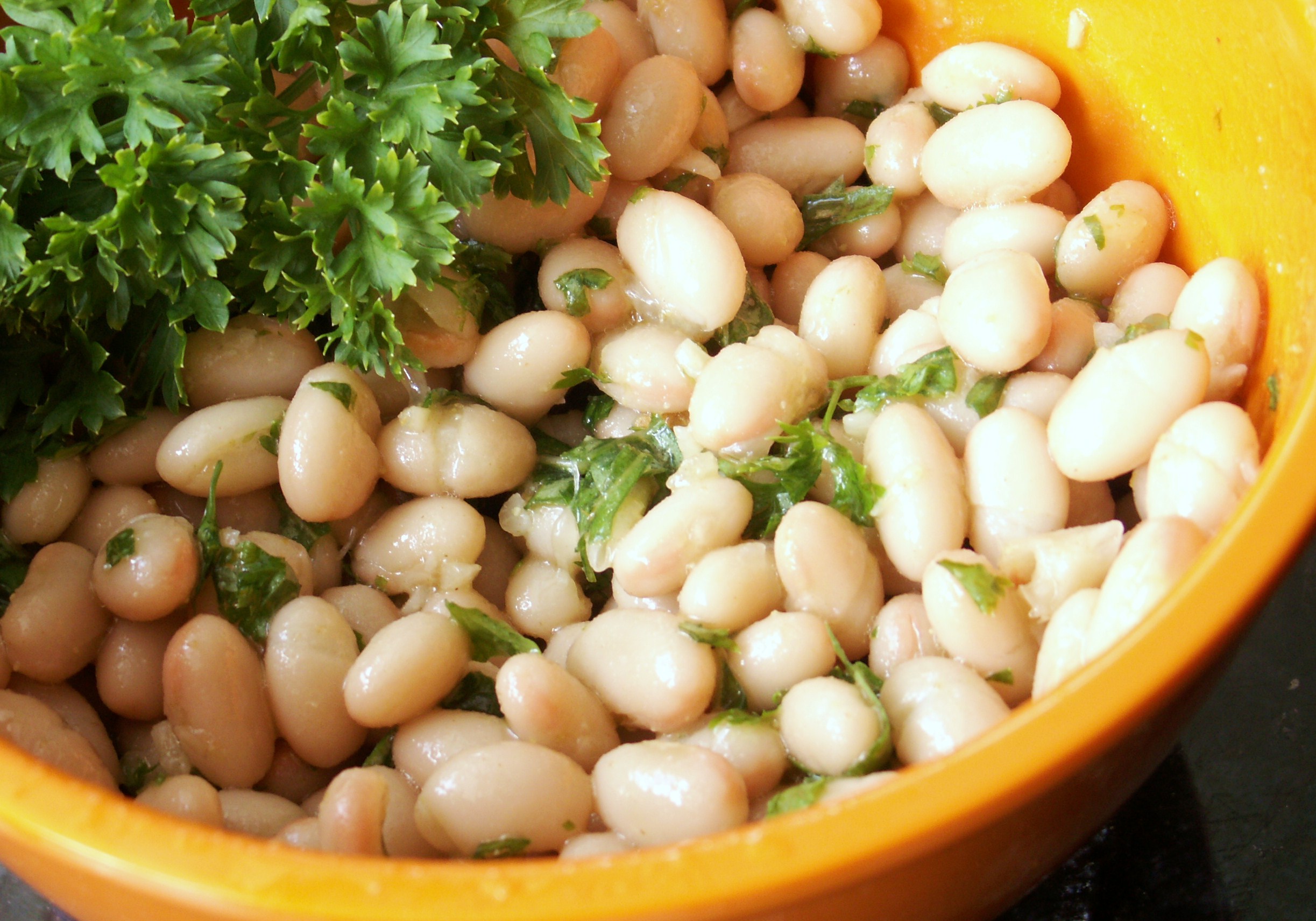 Refreshing Cannellini Bean Salad