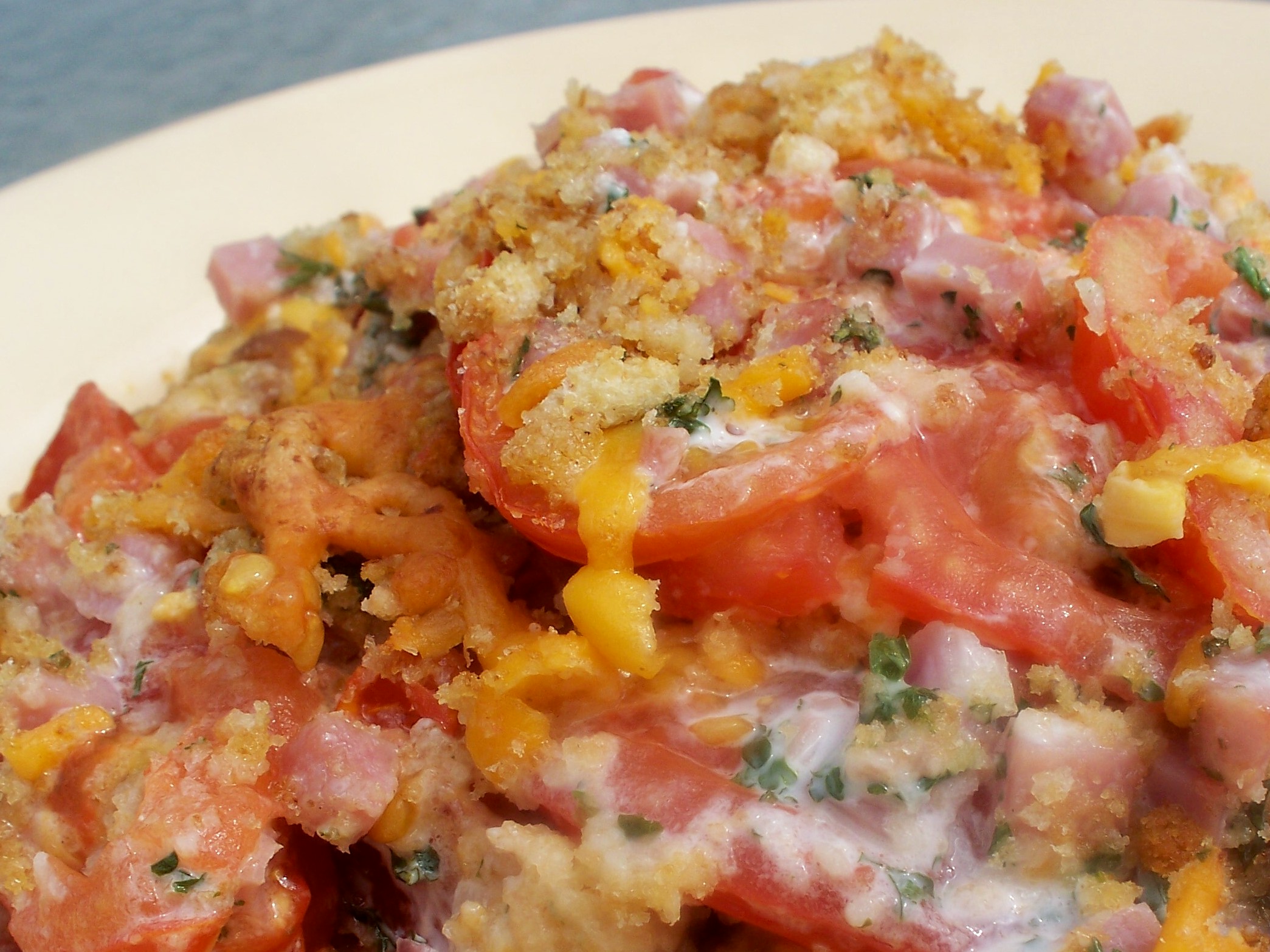 Tomato, Ham And Cheese Bake
