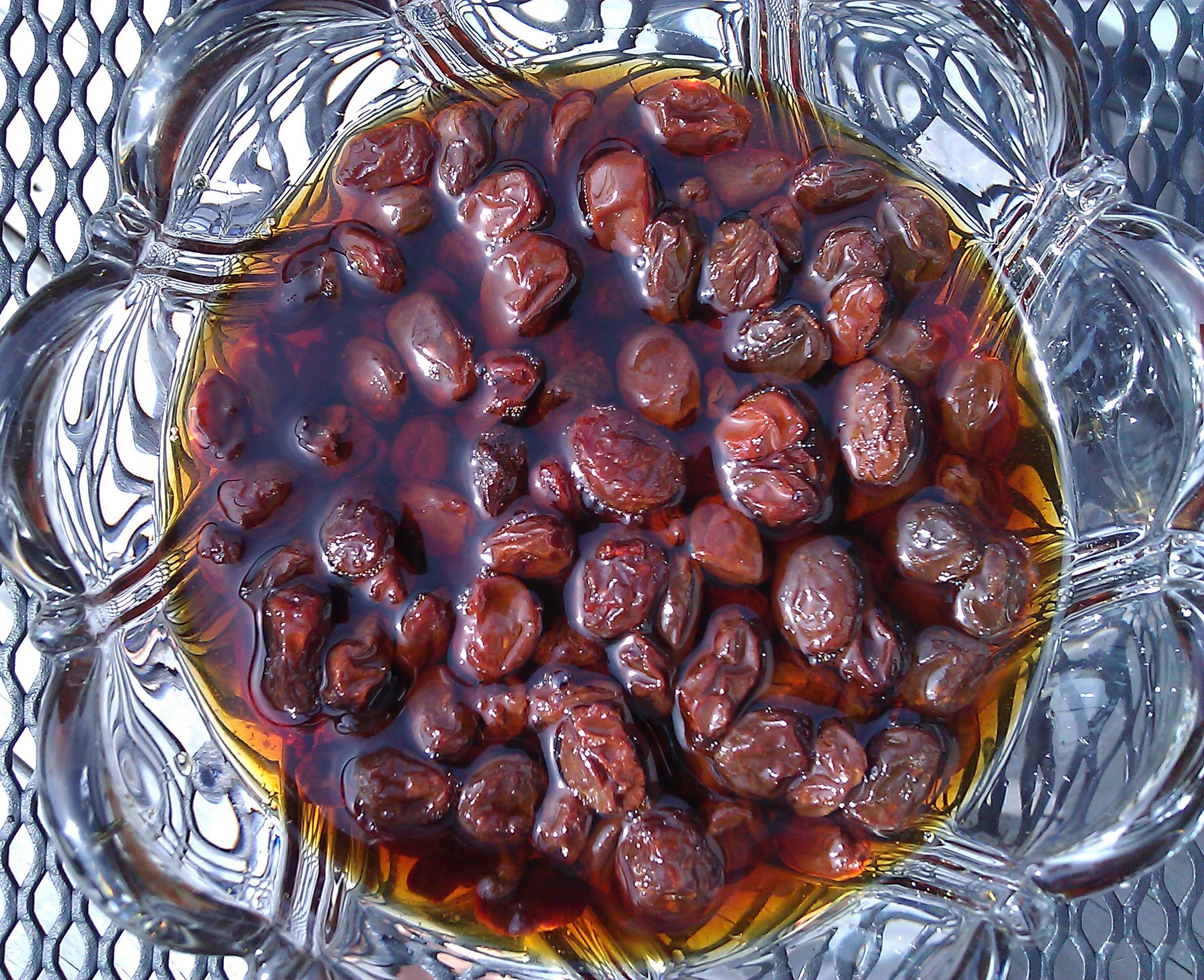 Gin-Soaked Raisins (Purported Arthritis Remedy)