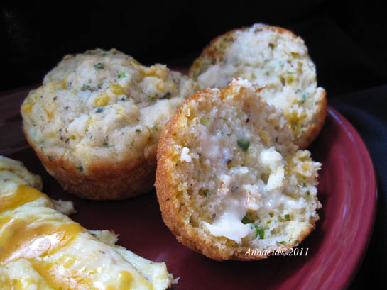 Cheddar-Herb Bread