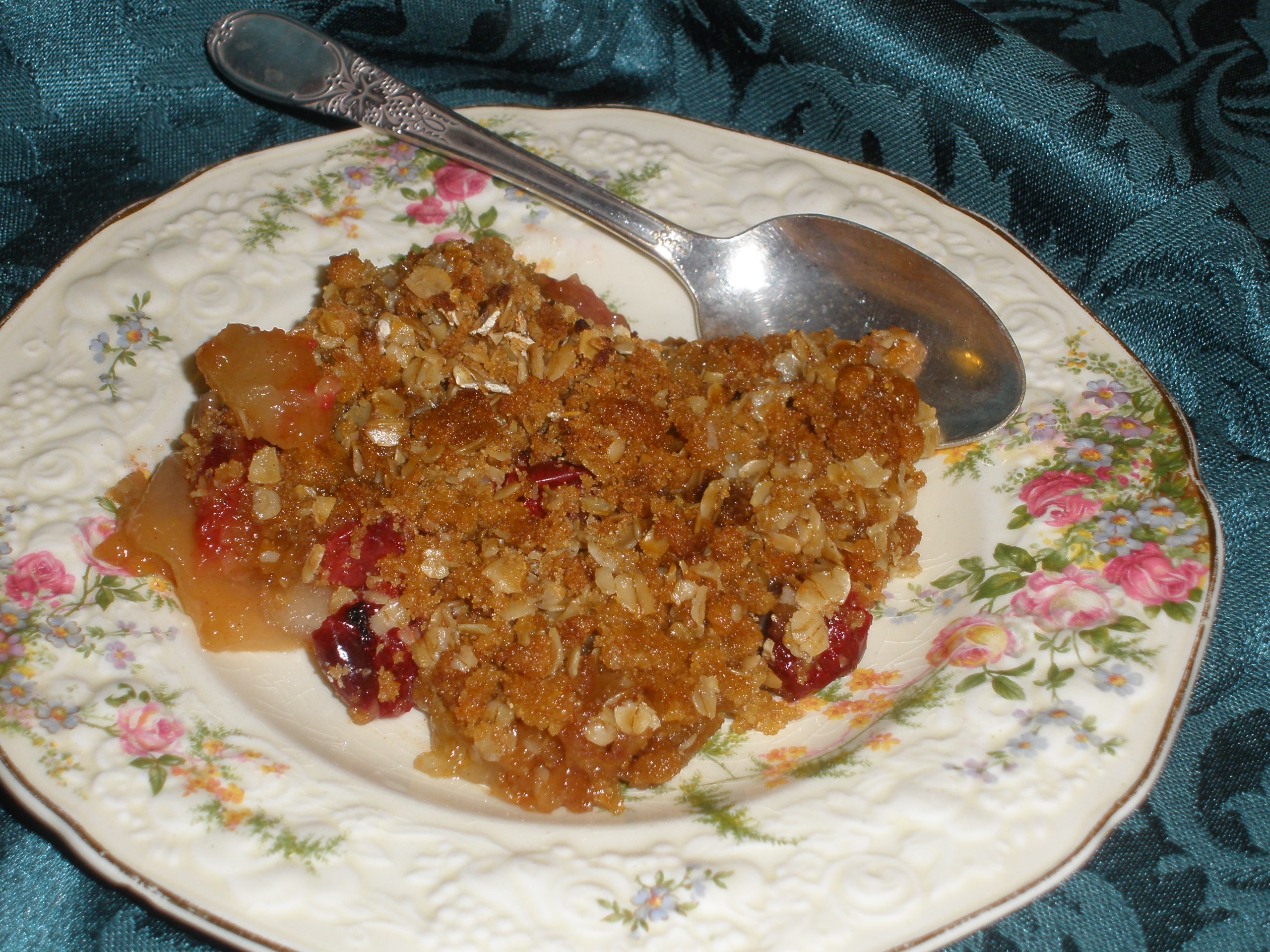 Cinnamon Apple Crumble