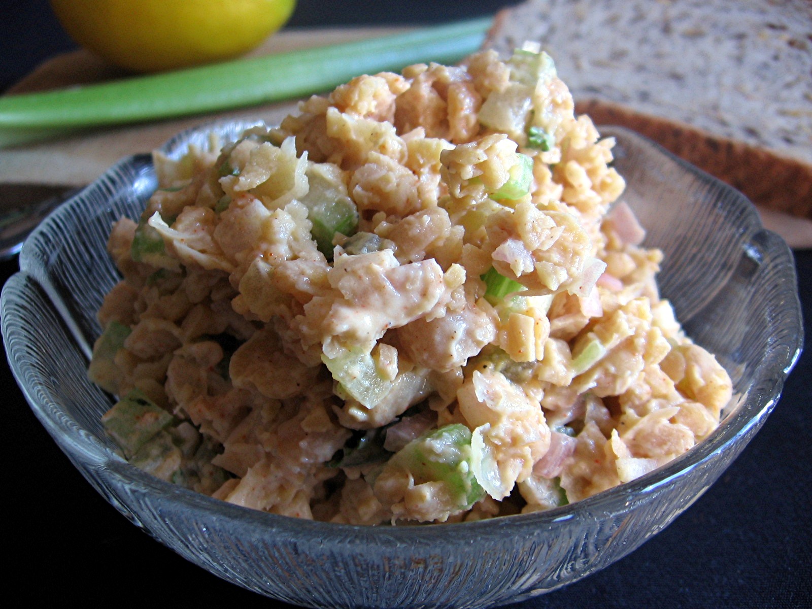 Chickpea Tunalike Salad