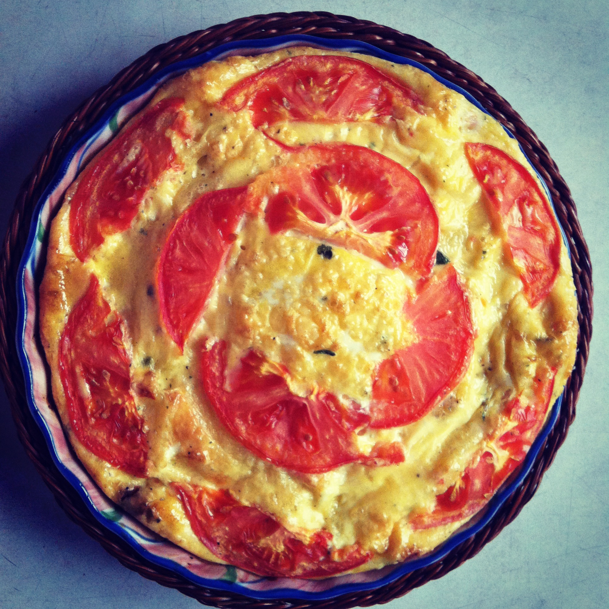Crustless Tomato And Basil Quiche (Low Carb)