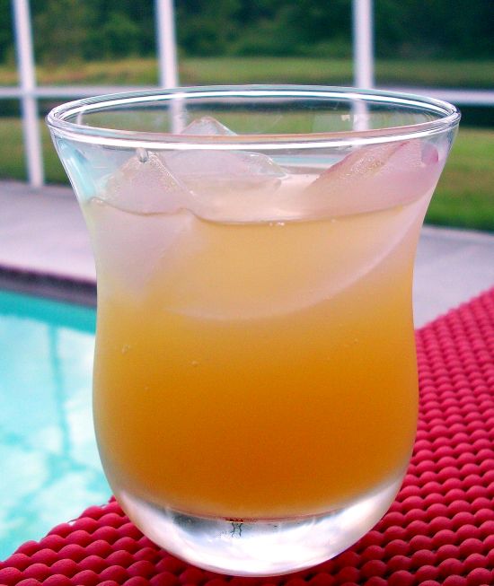 Limoncello Sangria