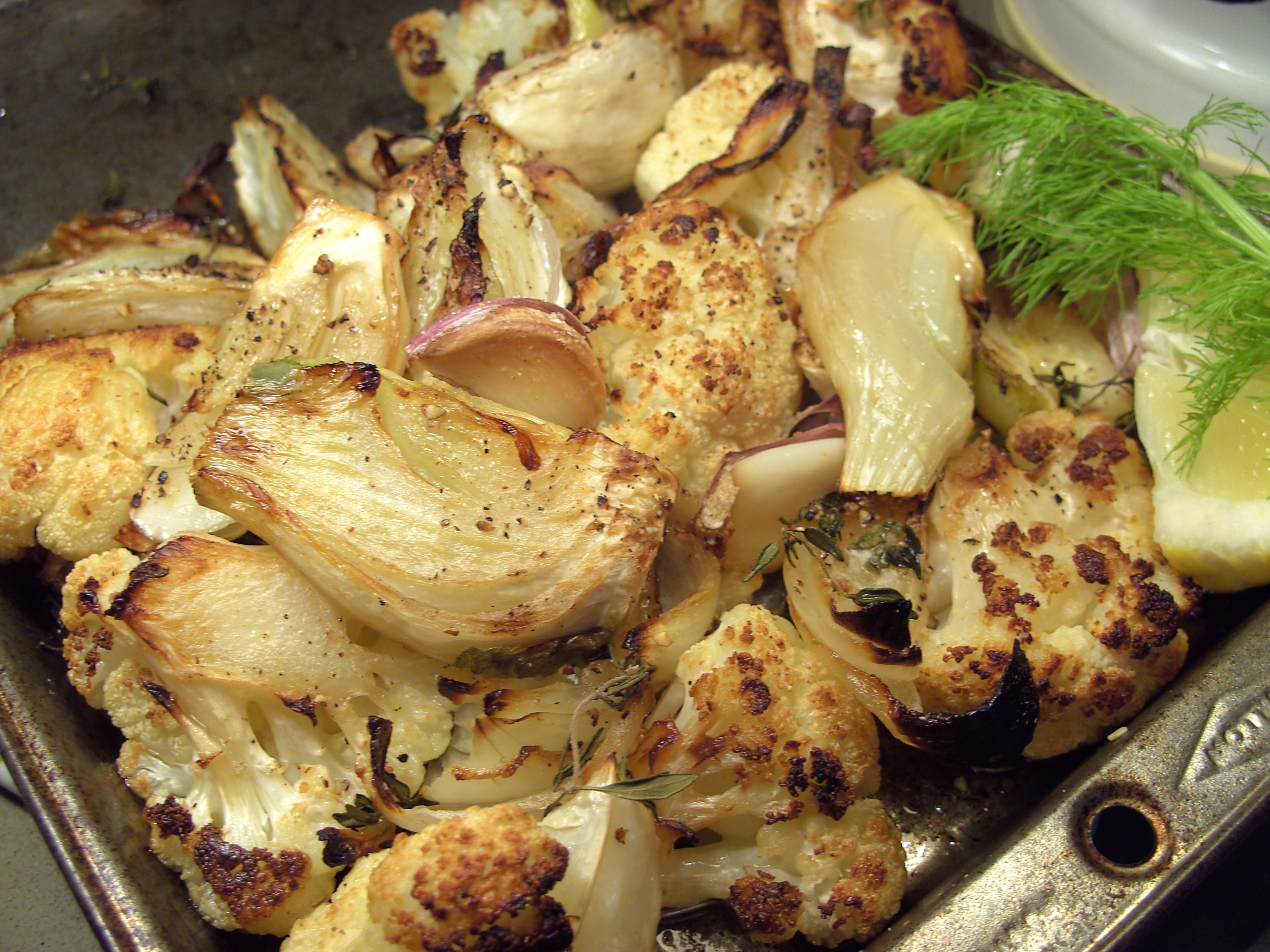 Roasted Cauliflower With Onions And Fennel