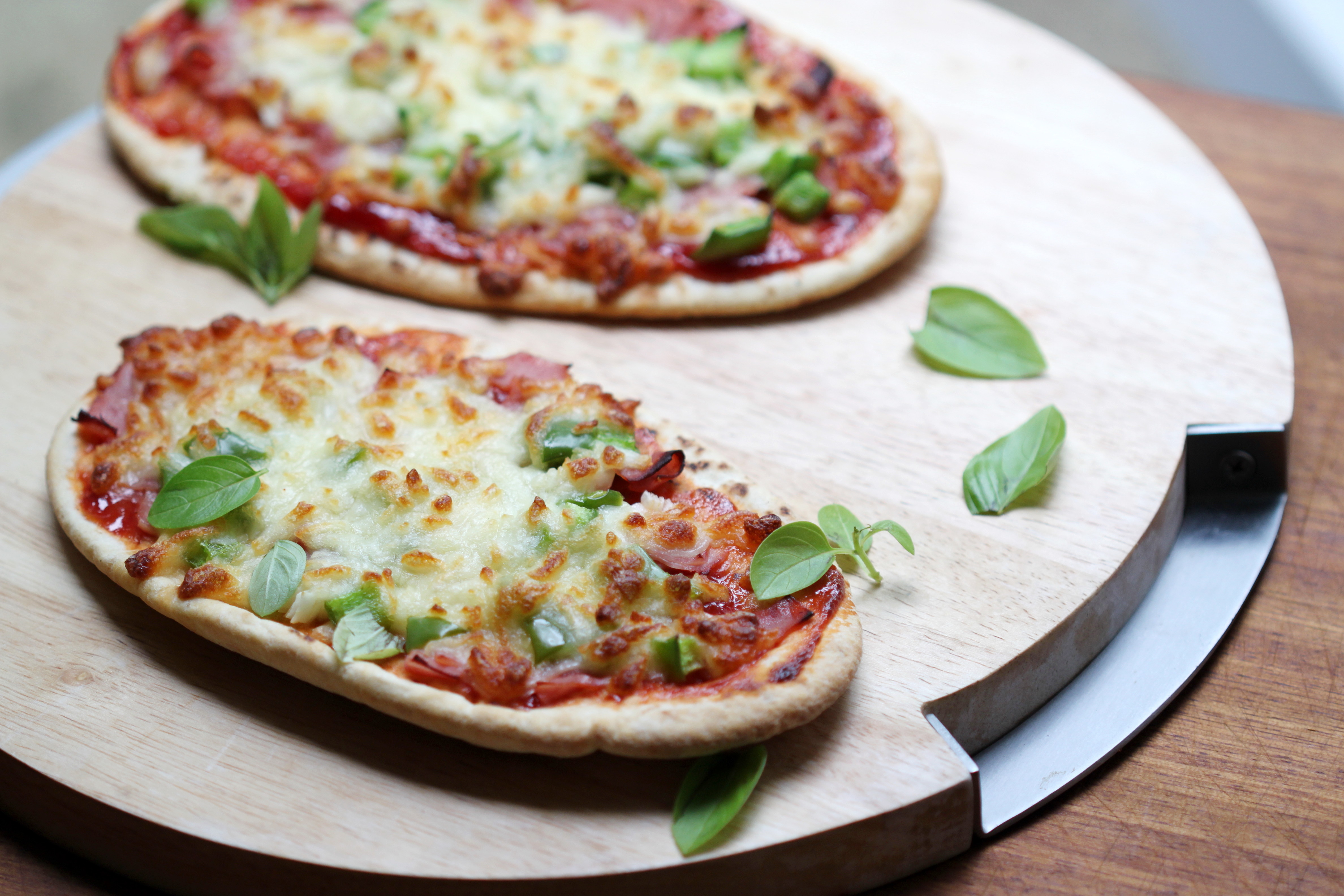 Pita Pizza