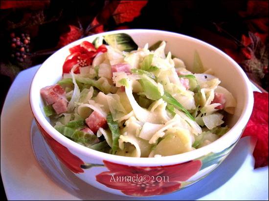 Littlemafia’S Transylvanian Cabbage & Noodles