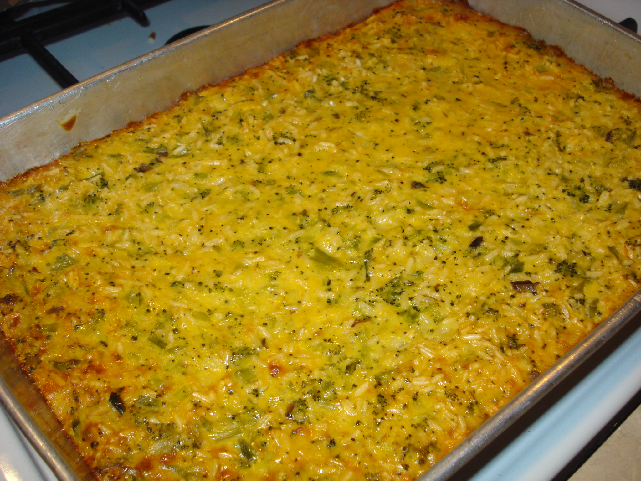 Low-Fat Broccoli, Rice And Cheese Casserole