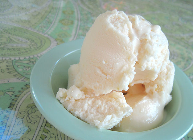 Lemon Cheesecake Ice Cream (Regular Or Diet) For Electric Ice Cr