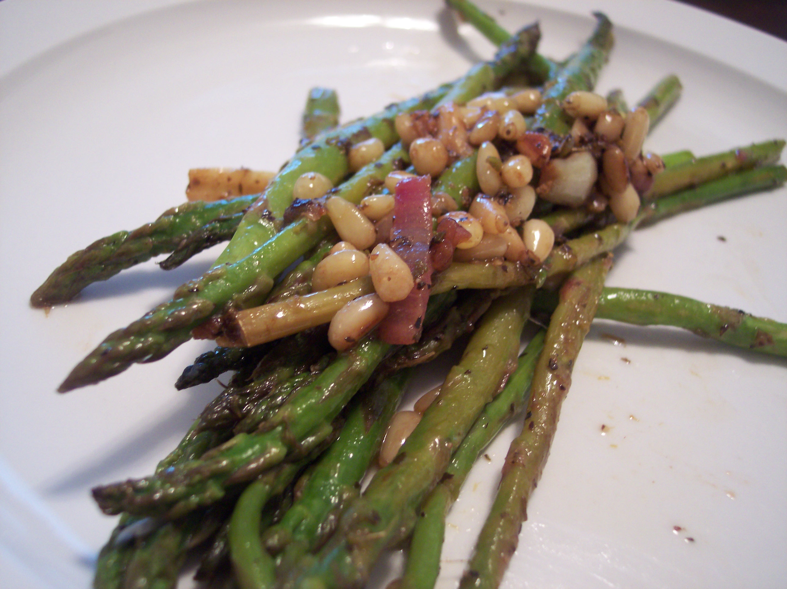 Asparagus With Toasted Pine Nuts & Lemon Vinaigrette
