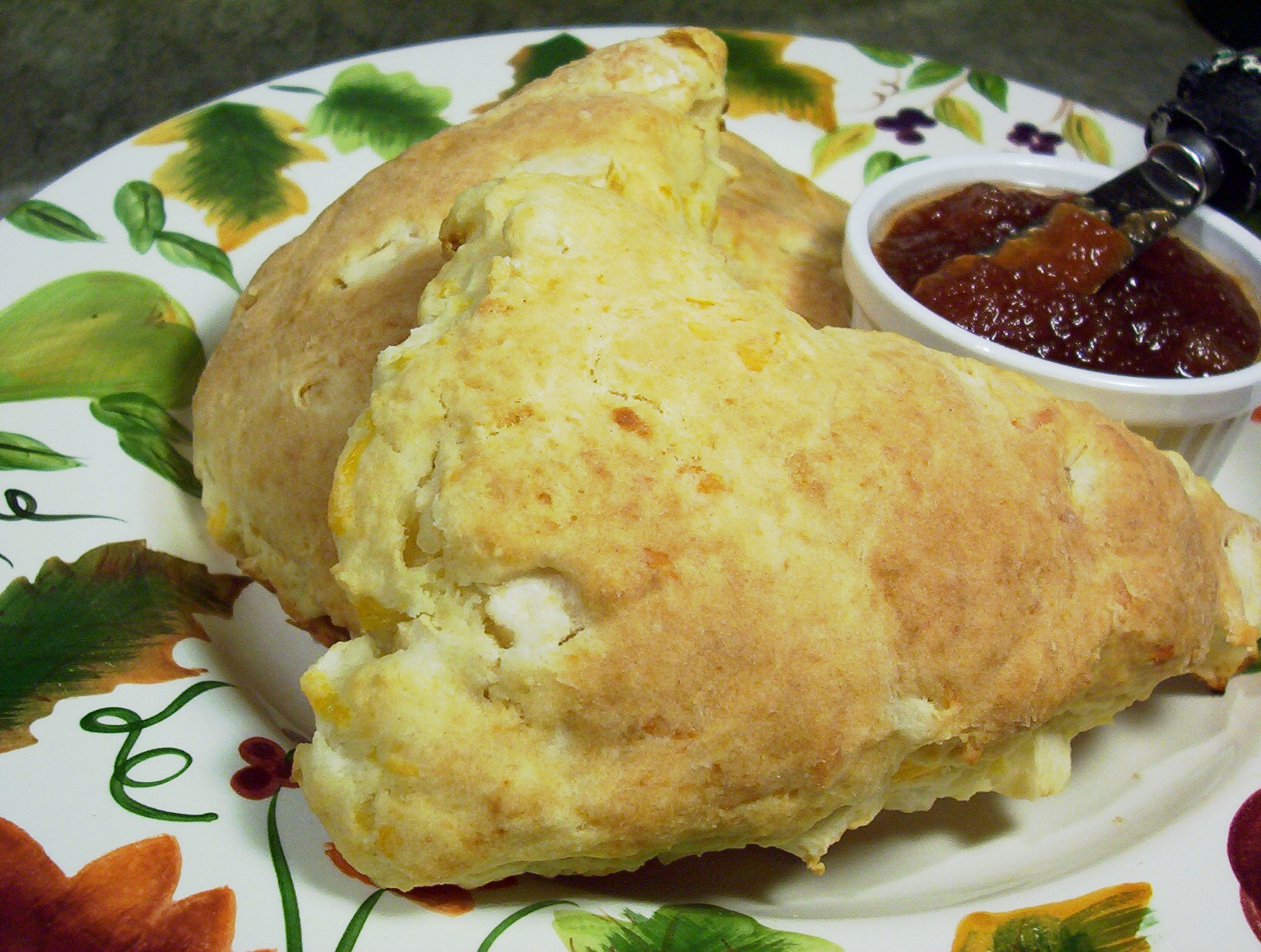 Apple Cheddar Scones