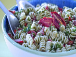 Parsley, Sundried Tomatoes and Red Pepper Pasta Salad