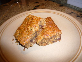 GLUTEN-FREE Dreamy Peanut Butter, Banana & Oatmeal Elvis Bar. Photo by Cupcake-Princess GLUTEN-FREE Dreamy Peanut Butter, Banana & Oatmeal Elvis Bar. Photo by Cupcake-Princess