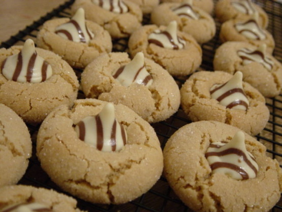 Peanut butter hershey kiss cookie recipes Peanut butter hershey kiss cookie recipes