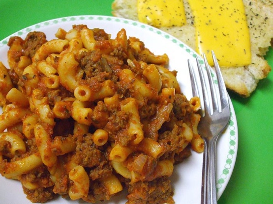 What is a good recipe for crockpot goulash?