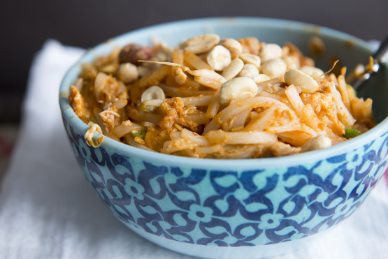 Chicken & Shrimp Pad Thai