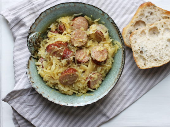 Crock Pot Apple And Sauerkraut Kielbasa Low Fat Recipe Genius Kitchen 