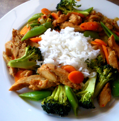 Kurczak z warzywami „po chińsku”