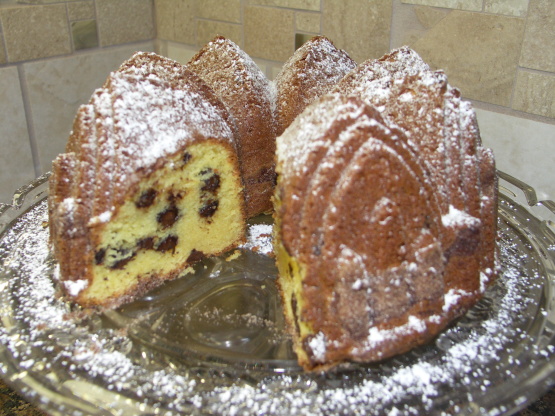 Chocolate Chip Sour Cream Pound Cake Paula Deen Chocolate Chip Sour Cream Pound Cake Paula Deen