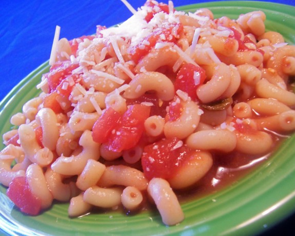macaroni and tomatoes