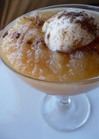Cardamom Applesauce