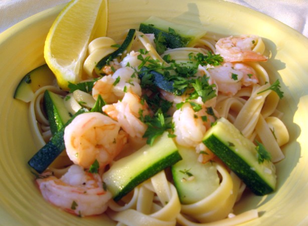 olive garden zucchini olive garden fettuccine with shrimp and zucchini recipe food olive garden zucchini olive garden fettuccine with shrimp and zucchini recipe food