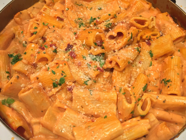 rigatoni-ala-vodka-recipe-food