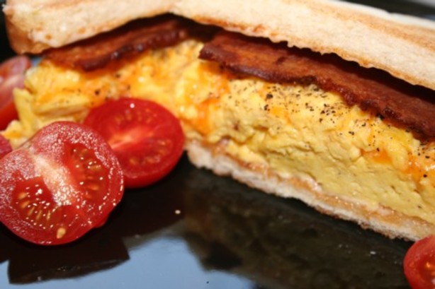 Scrambled Egg And Bacon Sandwich Recipe - Food.com
