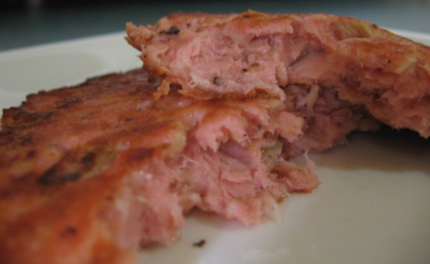 My Best Ever Pink Salmon Patties Recipe - Food.com