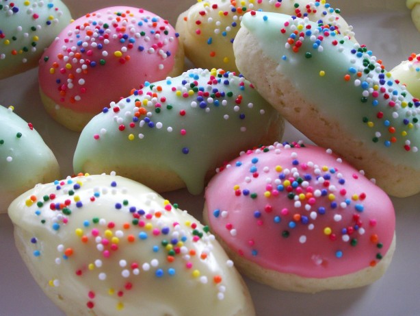 Italian Anise Cookies With Icing And Sprinkles Recipe