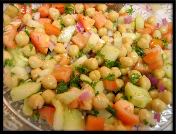 Cucumber And Garbanzo Bean Salad Recipe - Food.com