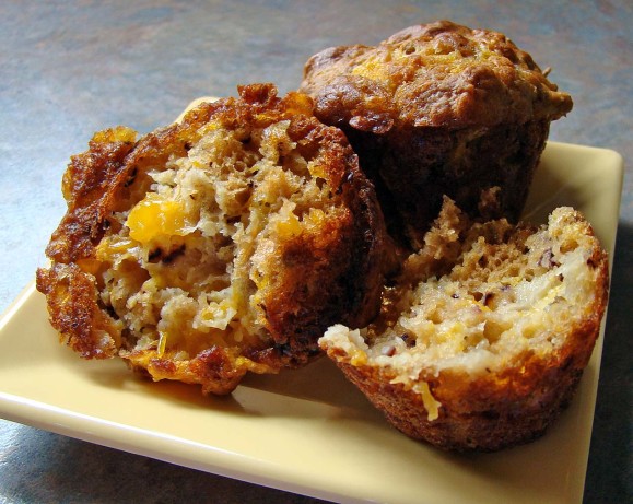 Fat-Free Banana Crunch Muffins