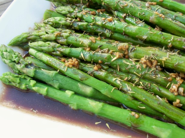 Nutritional Information Lift asparagus from the water (most of it should have evaporated) and arrange on a platter. Meanwhile, heat the butter in a skillet until it is lightly browned and stops smoking. Sprinkle the asparagus with the salt and pepper, and pour the hot butter over it.4/4(43).