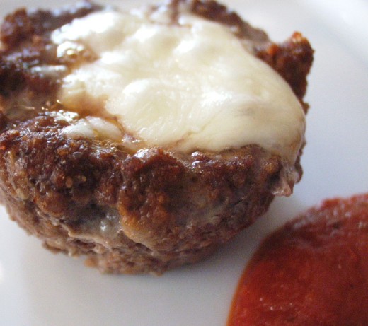 Pizza Meatloaf Cups