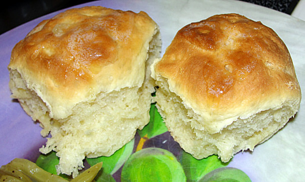 sour-cream-yeast-rolls-taste-of-home-recipe-food