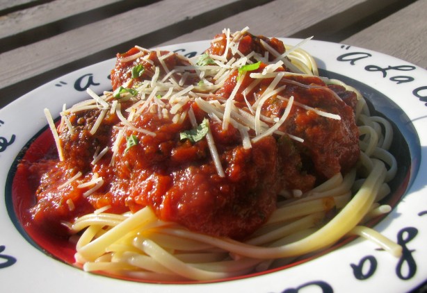 Linguine With Marinara Sauce And Meatballs Recipe