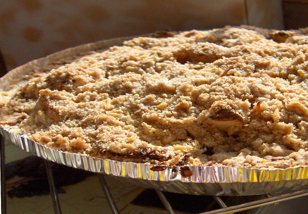 Cheddar Crumble Apple Pie Recipe - Baking.Food.com
