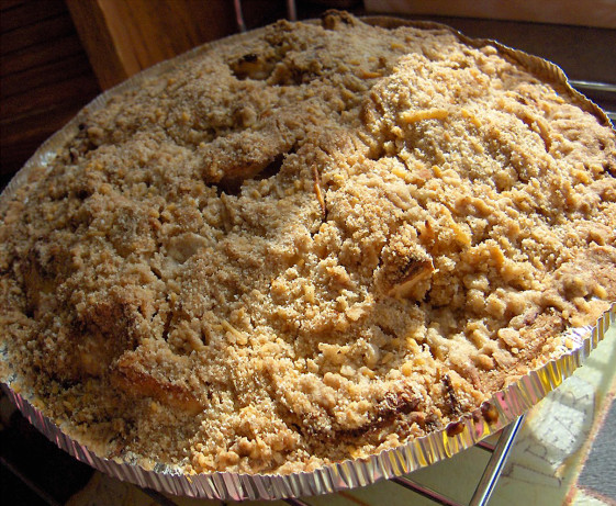 Cheddar Crumble Apple Pie Recipe - Baking.Food.com