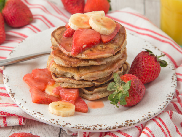 Banana-Berry Pancakes