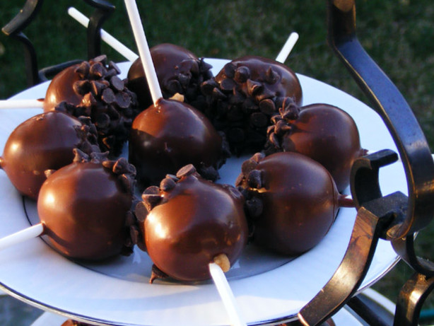 Frozen Chocolate Chip Cookie Dough Balls