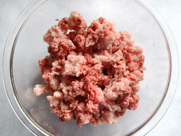 How to Make Meatloaf - Prepare Meat
